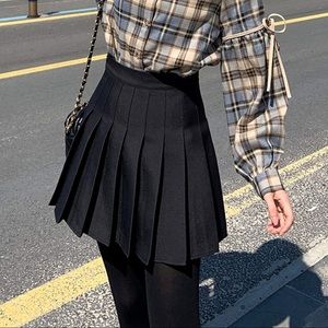 BOUTIQUE BRAND high-waisted black pleated tennis skirt 🏓🖤 NWOT